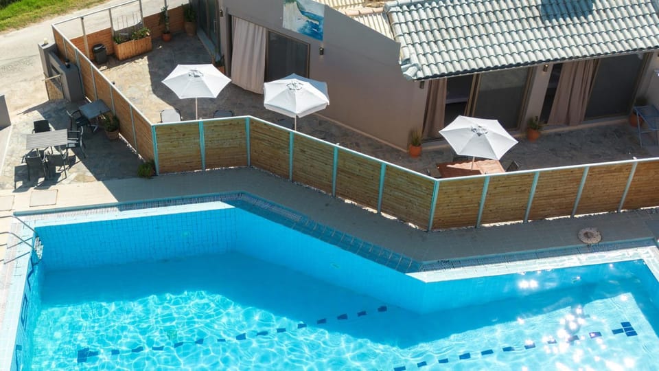 Property building, Pool view, Swimming pool