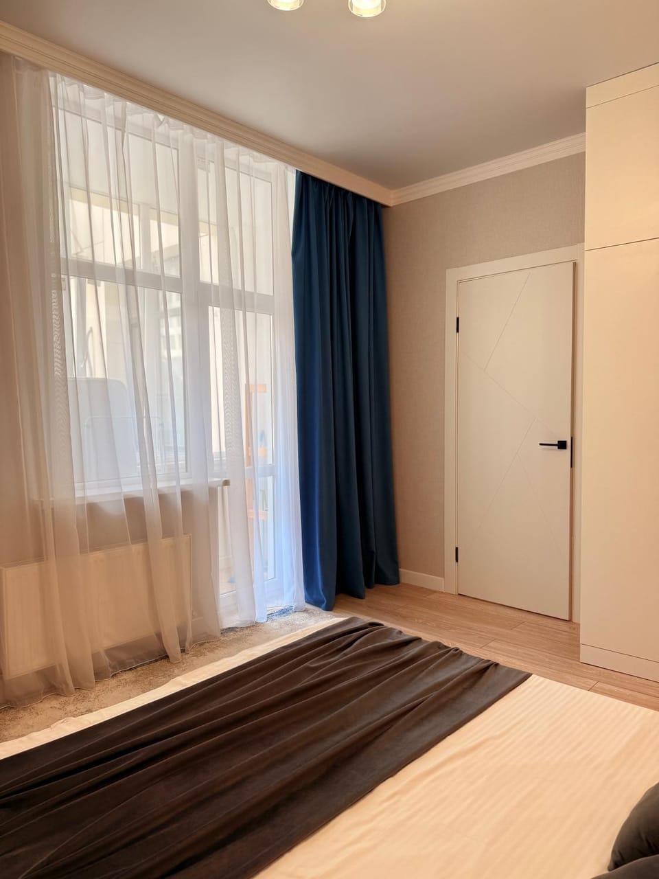 Bed, Photo of the whole room, Bedroom, wardrobe