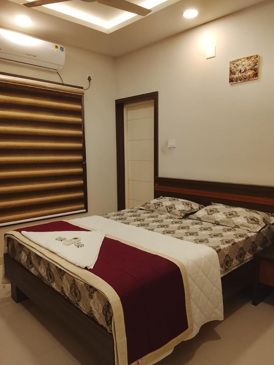 Bedroom, air conditioner