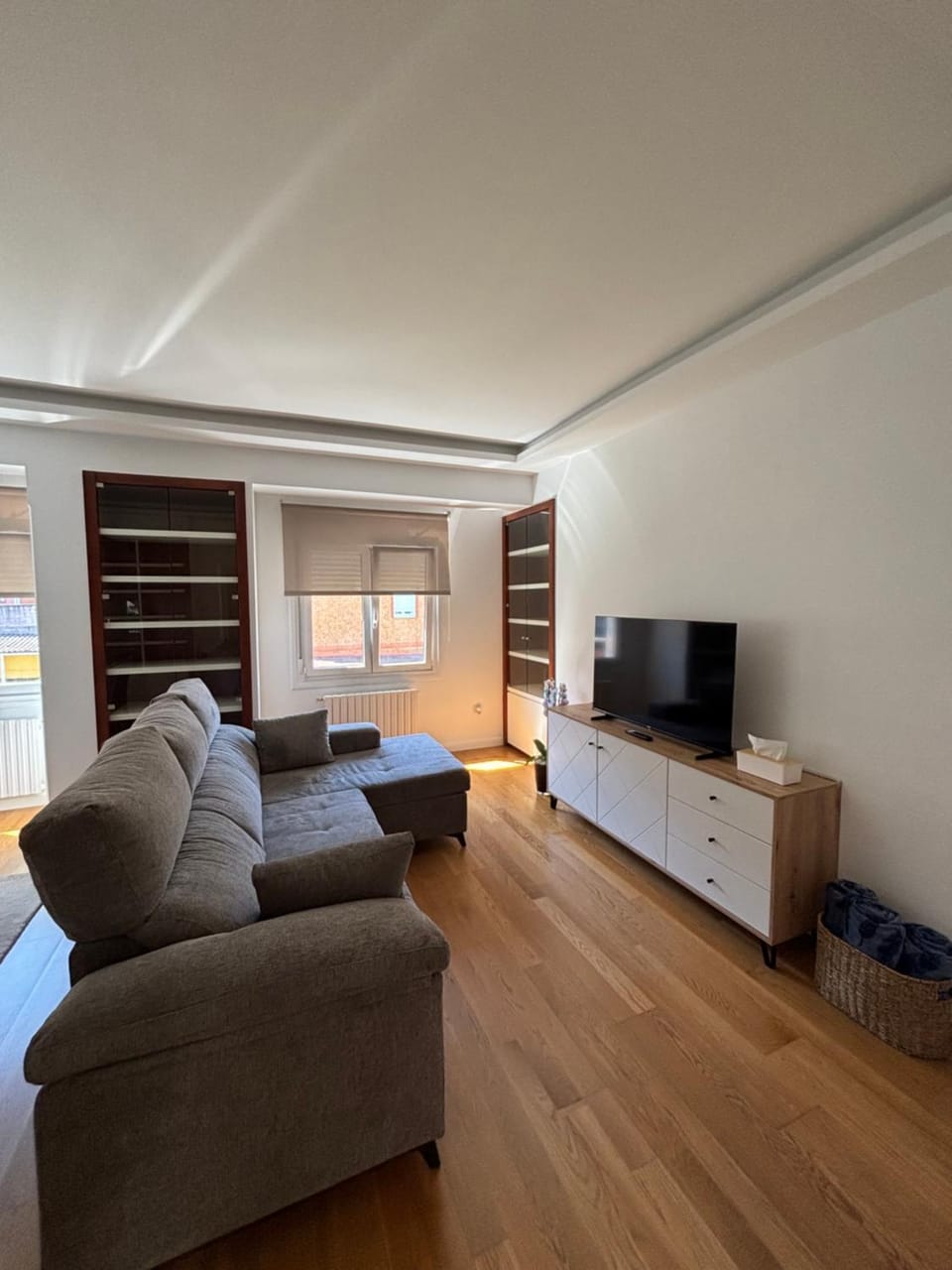 Communal lounge/ TV room, TV and multimedia, Living room