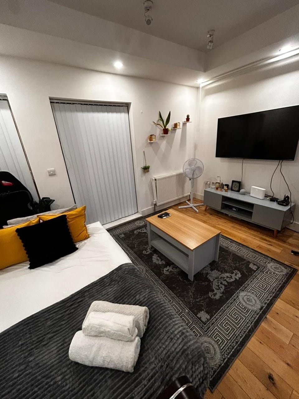 Flat in Roman Road Apartment in London Borough of Hackney