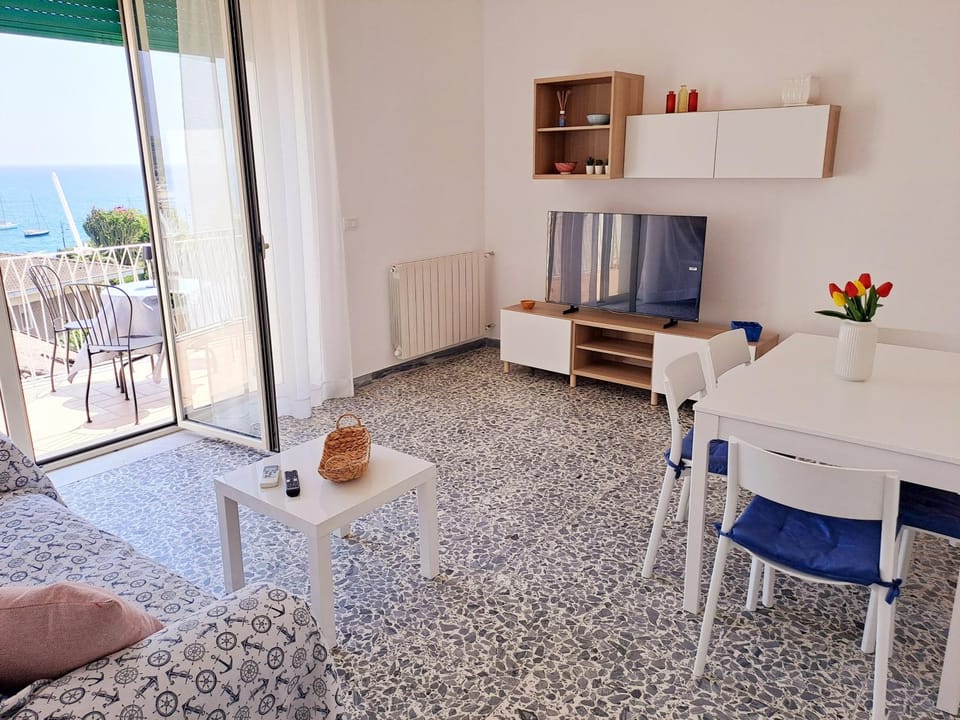 Living room, Photo of the whole room, Seating area, Dining area, Sea view, air conditioner, air conditioner