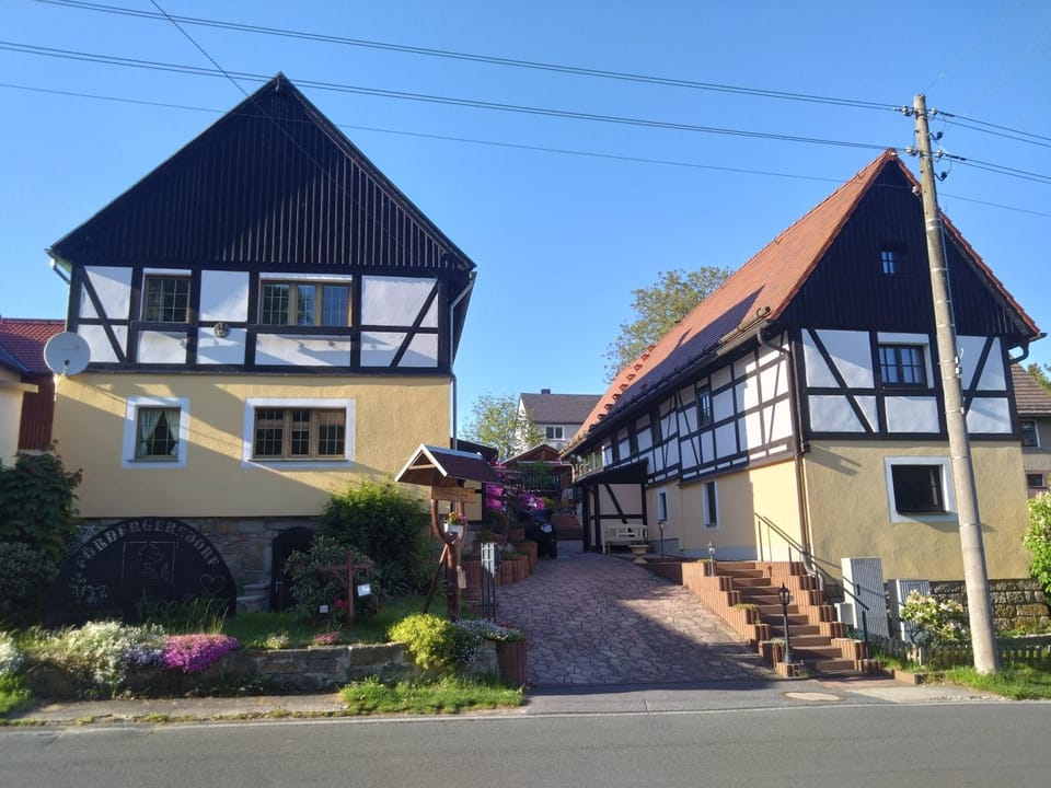 Property building, Day