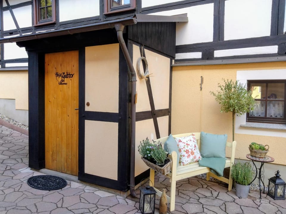 Patio, Balcony/Terrace