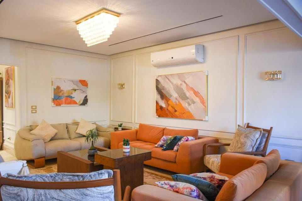 Nilefront 3BDR Apartment with Panoramic Views l Agouza Apartment in Cairo