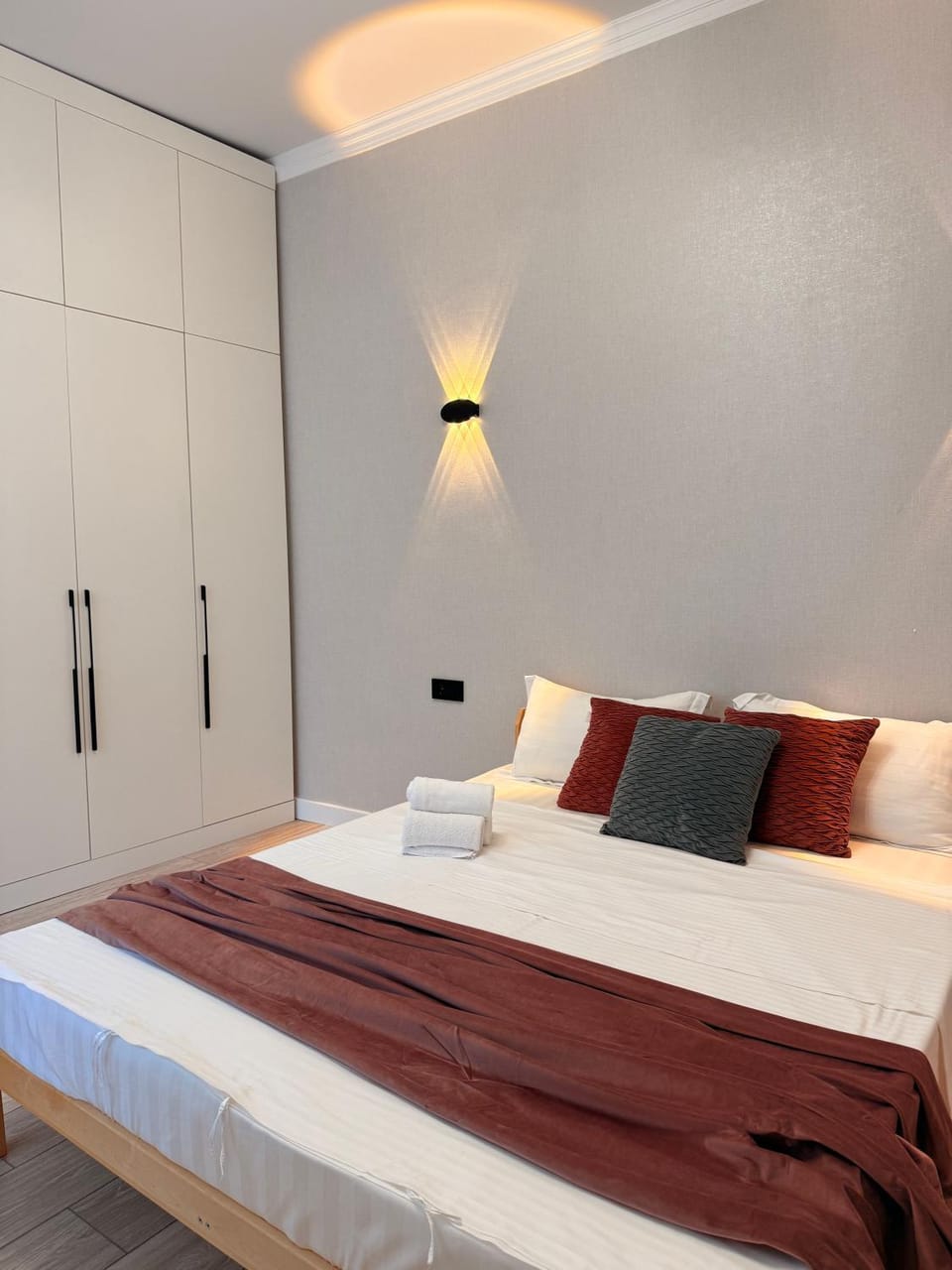 Bed, Photo of the whole room, Bedroom, towels, wardrobe