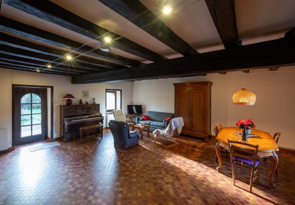 Property building, Living room