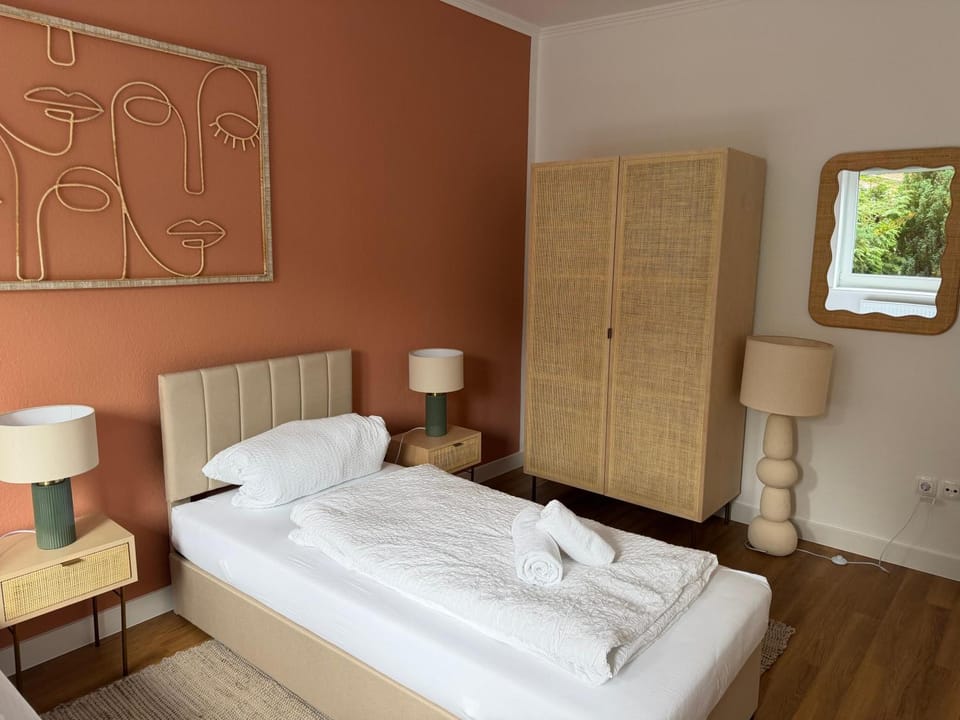 Bed, Bedroom, wardrobe