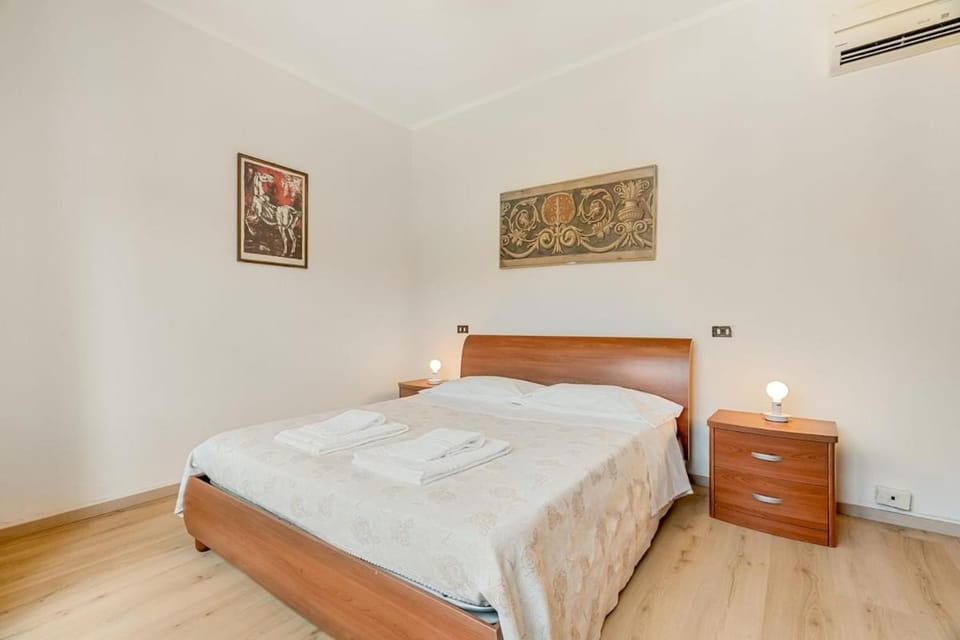 CasettaDellePunte-Road to lerici-Air conditioning Apartment in Sarzana
