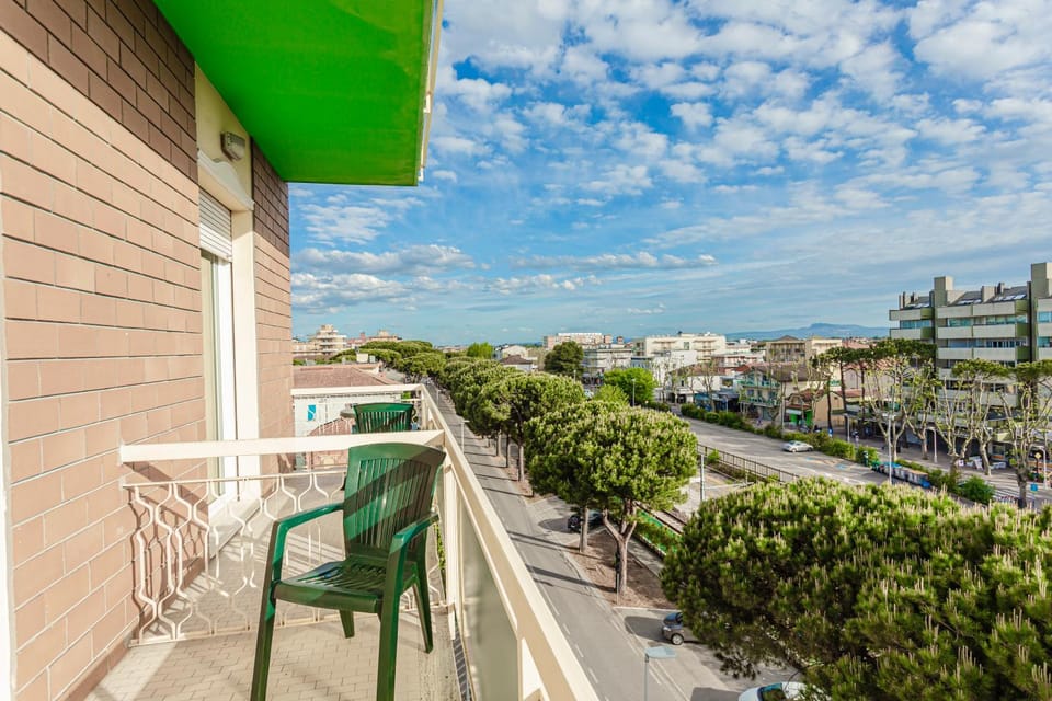 Balcony/Terrace, City view