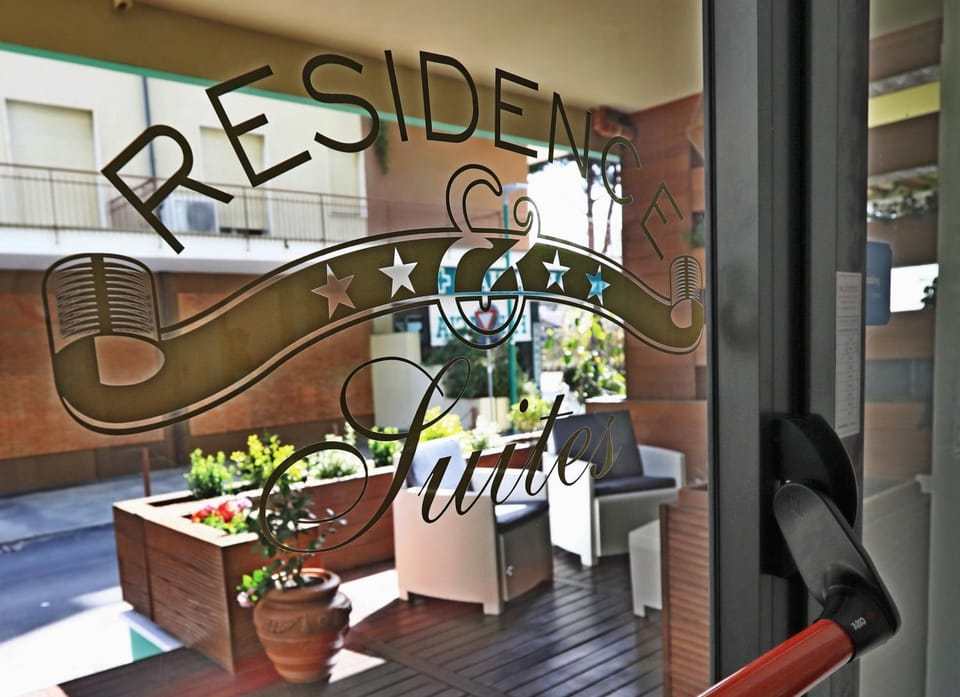 Residence & Suites Apartment hotel in Bellaria - Igea Marina