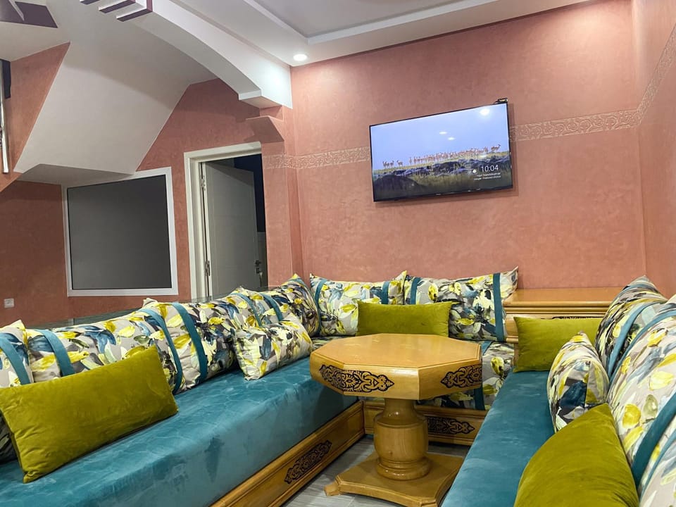 Cozy & Peaceful Two-Floor Home - Private Terrace House in Souss-Massa