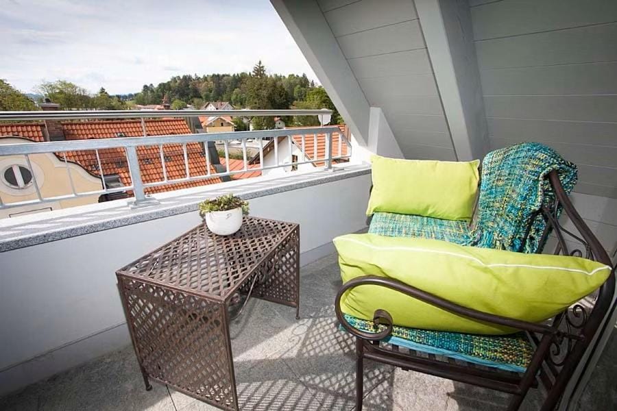 Ferienwohnung "Über den Dächern von Füssen" Apartment in Fussen