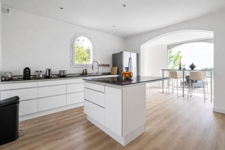 The White Horizon - Bandol Apartment in La Cadière-d'Azur