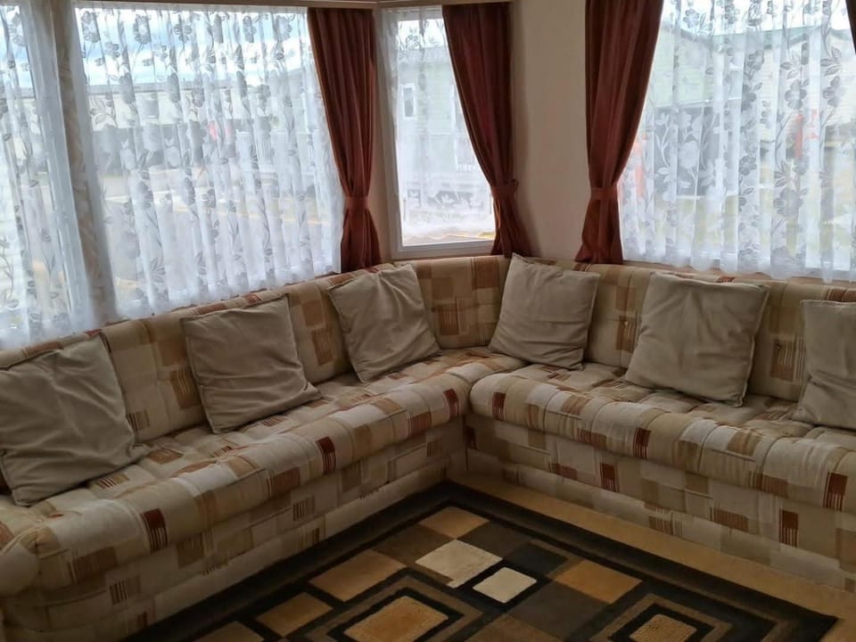 3 bed pet friendly caravan TM45 Golden Palm Campground/ 
RV Resort in Chapel Saint Leonards