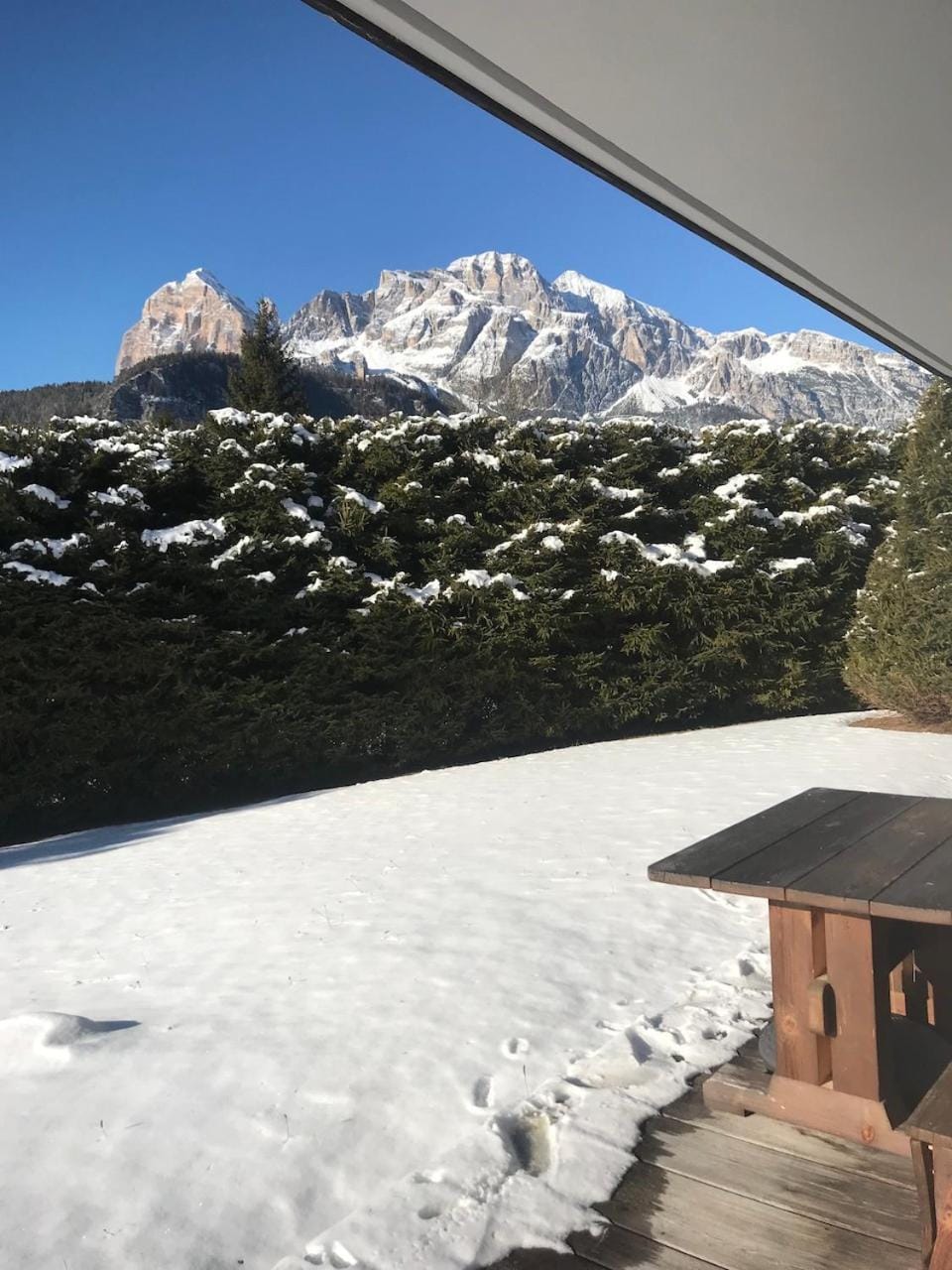 Patio, Winter, Garden, Garden view, Mountain view