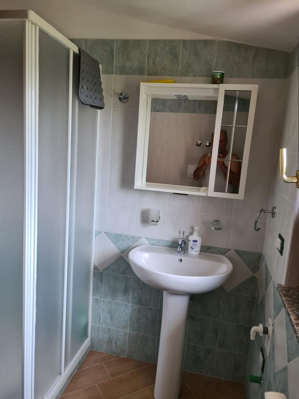 Shower, Bathroom