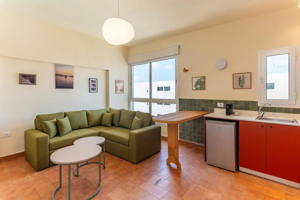 Moonlight - 1BR in Batroun Souks Apartment in Africa