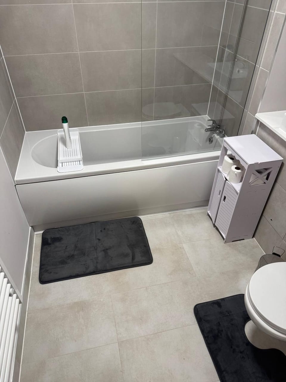 Bathroom, Bath