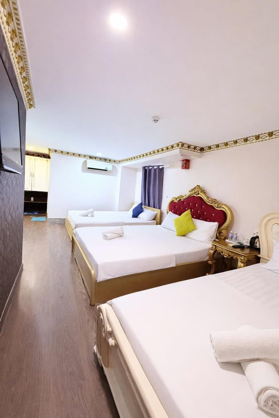 Crowne Bui Vien Walking Street Hotel Hotel in Ho Chi Minh City