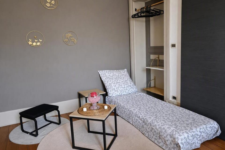 Bedroom, children