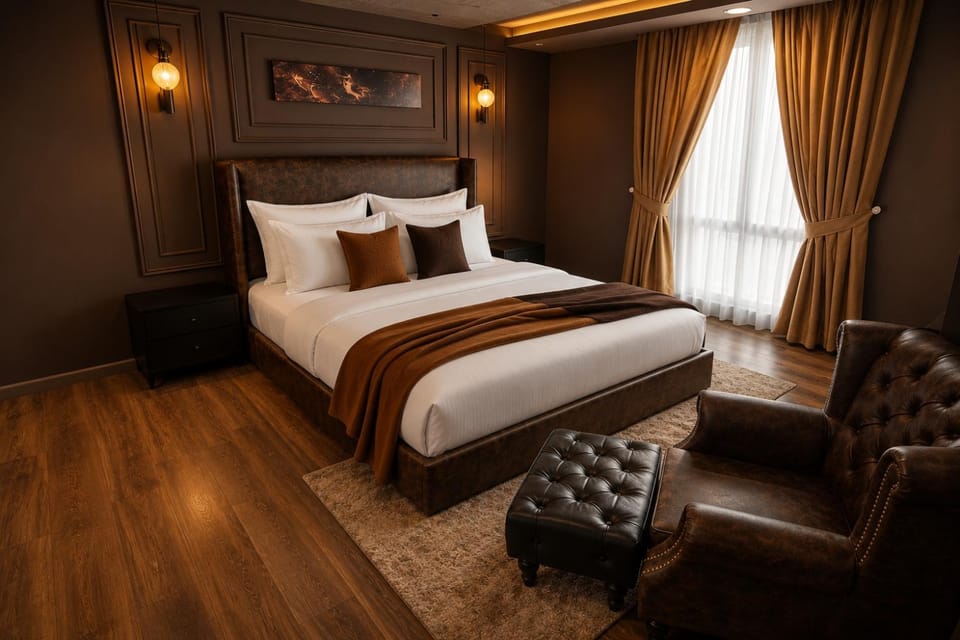 Bed, Living room, Photo of the whole room, Seating area, Bedroom