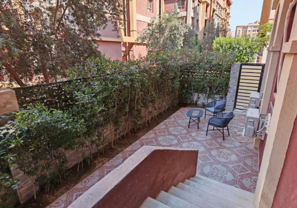 Garden, Garden view