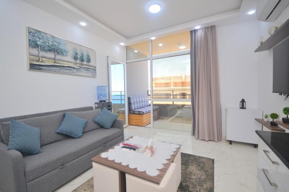 1BR Apartment in La Prestigia, Old Sheraton Road Apartment in Hurghada