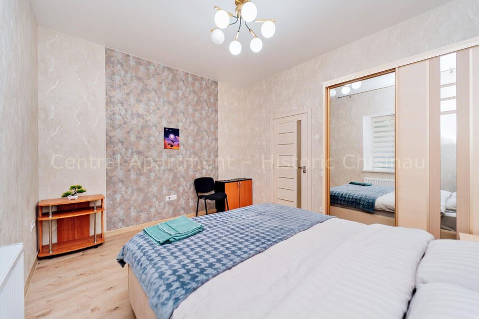 Bed, Photo of the whole room, Bedroom, wardrobe