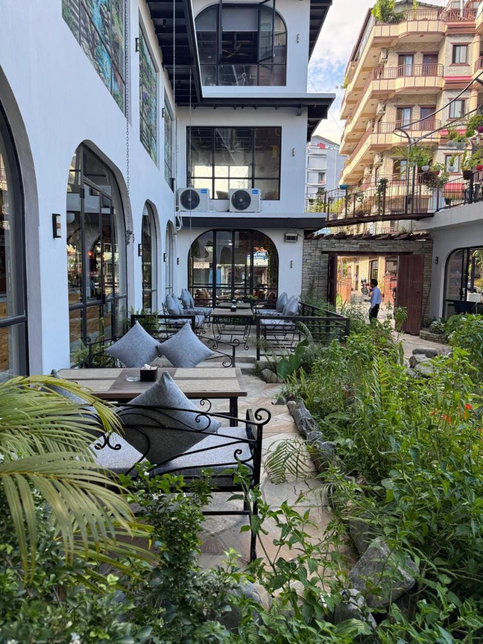 Restaurant/places to eat