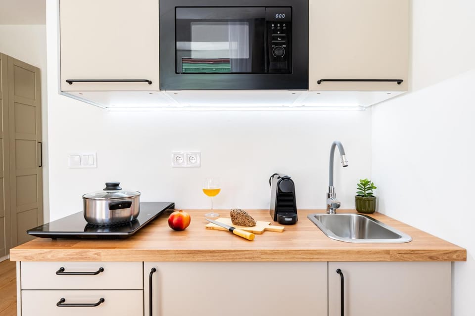 Kitchen or kitchenette, stove