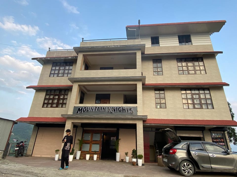 Mountain Knights Hotel in India