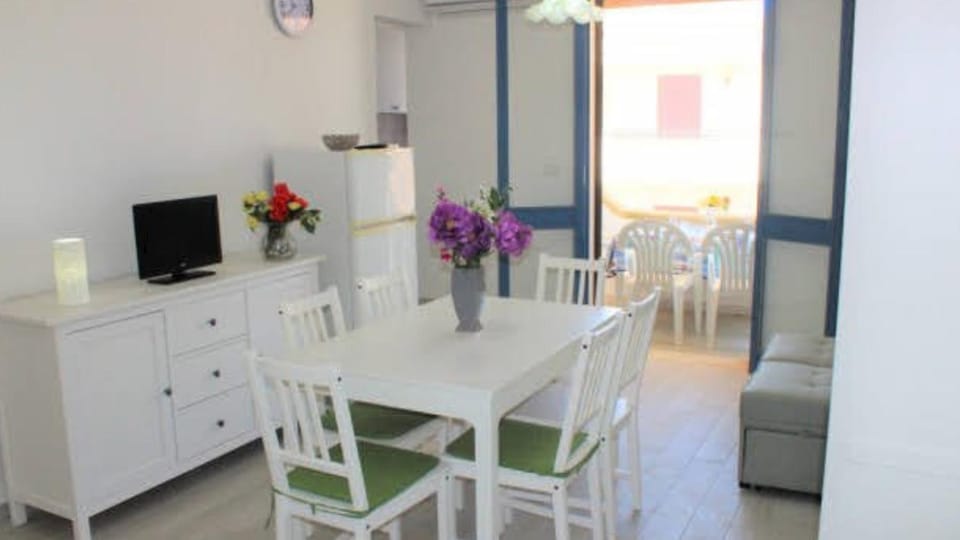 TRILOCALE L by Salentoaffitti House in Torre San Giovanni