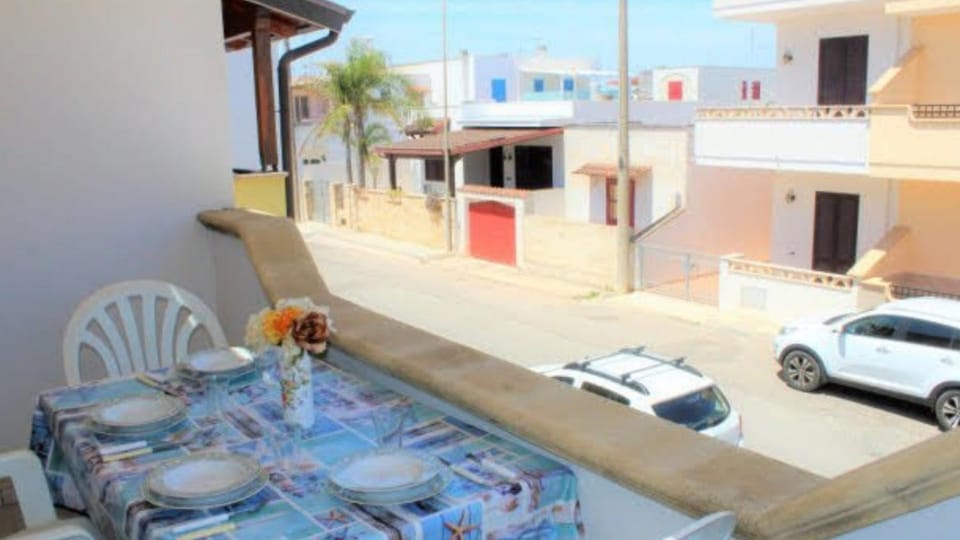 TRILOCALE L by Salentoaffitti House in Torre San Giovanni
