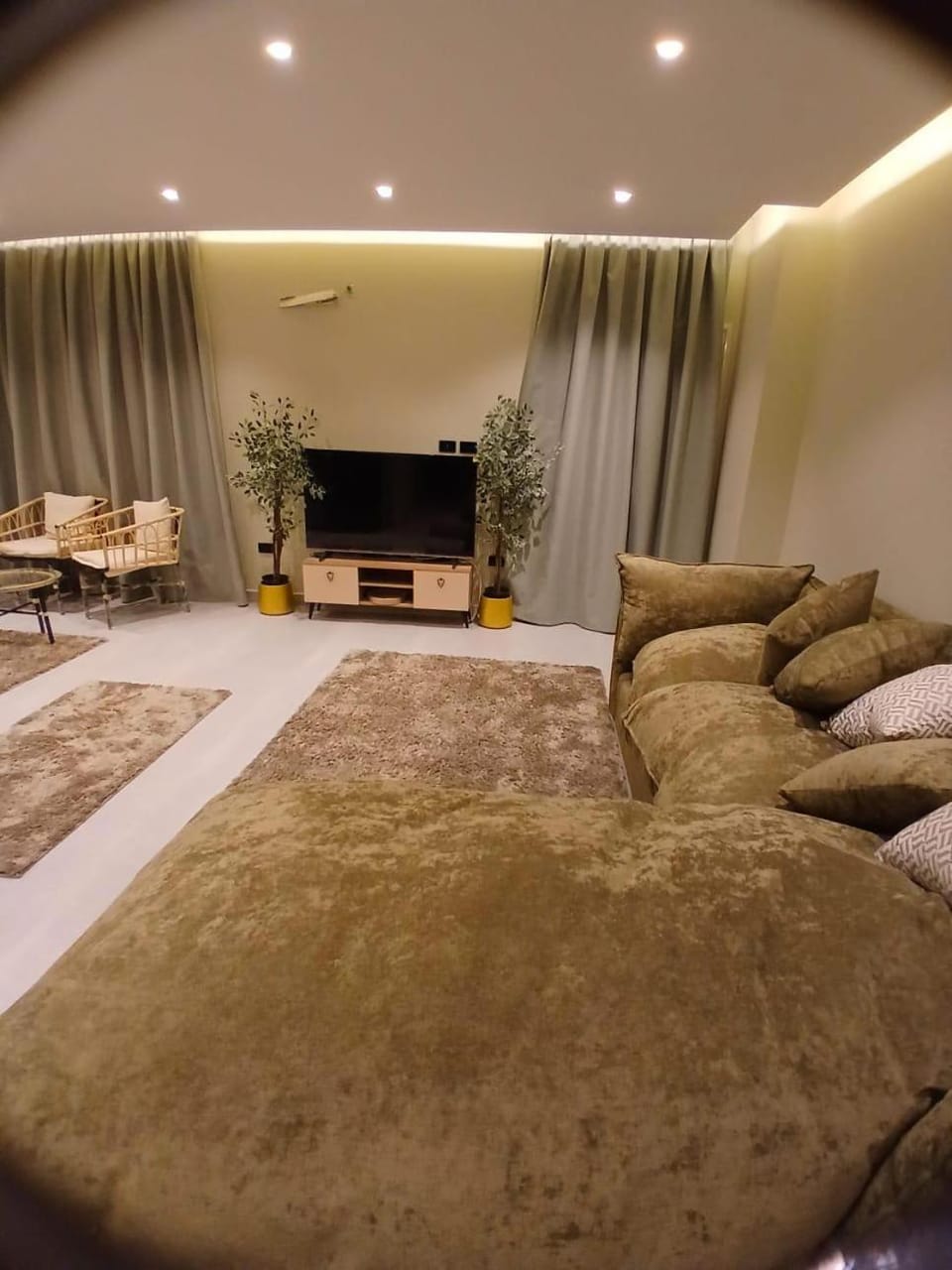 Luxury & Cozy 3 Bedroom Apartment in Sheikh Zayed Modern & Spacious Apartment in Egypt