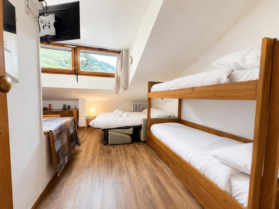 Hostdomus - Green Valley Apartment in Piedmont