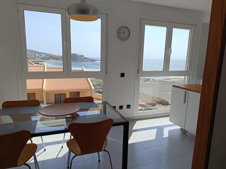 Médano Wind and Beach Apartment in El Médano