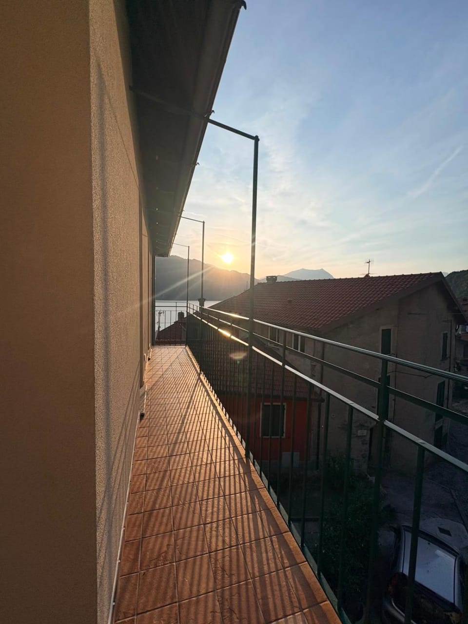 View (from property/room), Balcony/Terrace, Lake view, Sunset