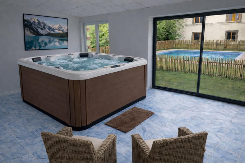 Hot Tub