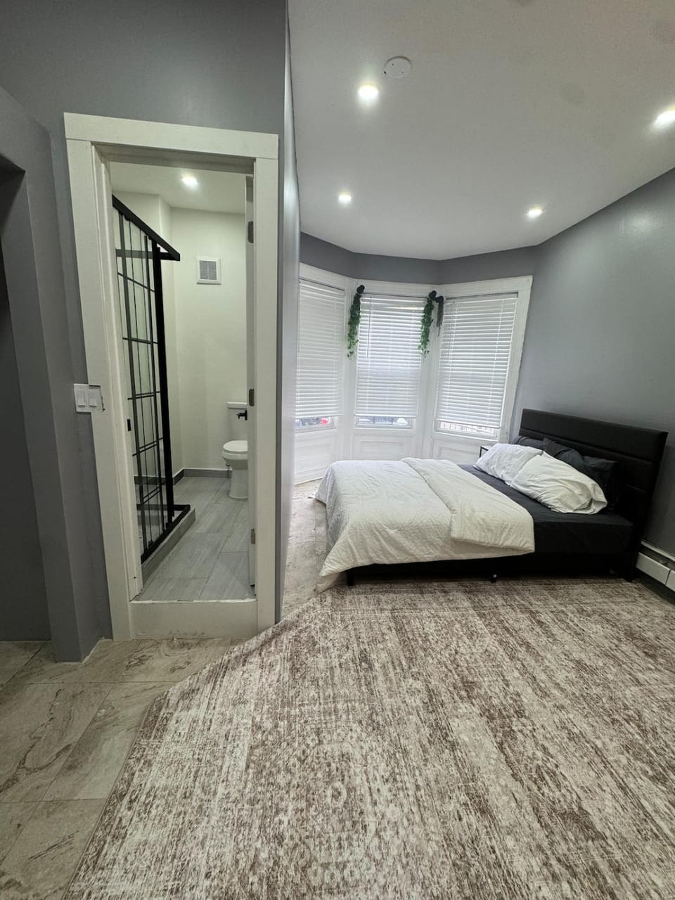 Great location Vacation rental in Newark