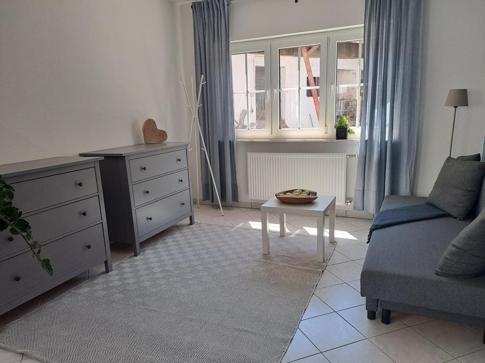 Seating area, Bedroom