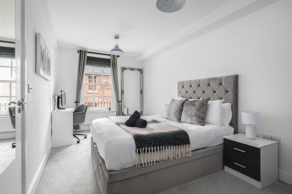 Stylish 2BDR 2BA Flat with Chic Interiors Apartment in Birmingham