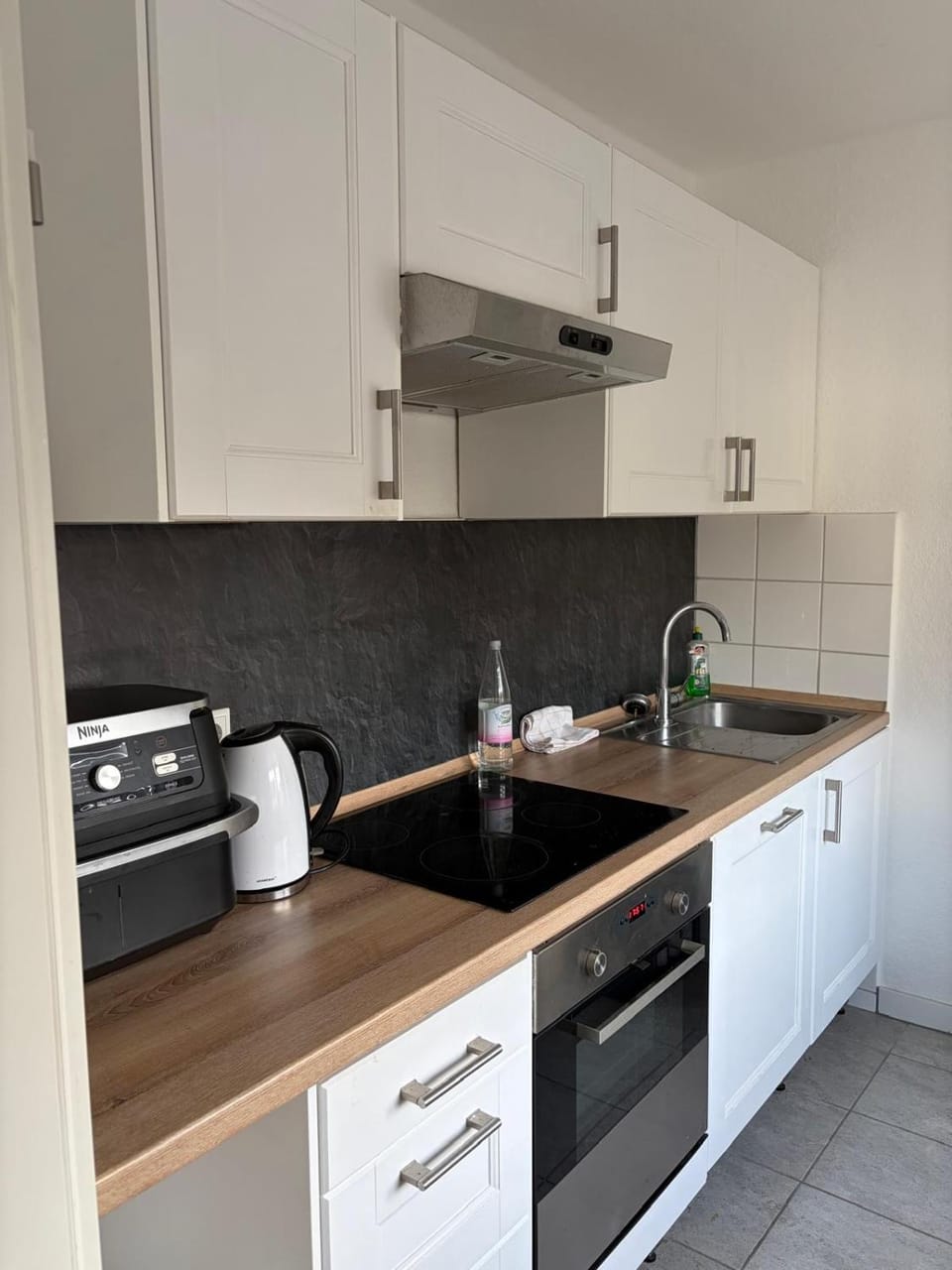 Suites Near Düsseldorf Apartment in Hilden