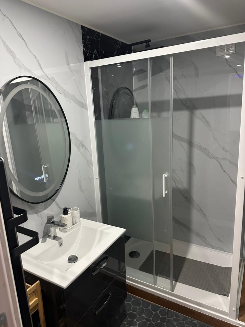 Shower, Bathroom