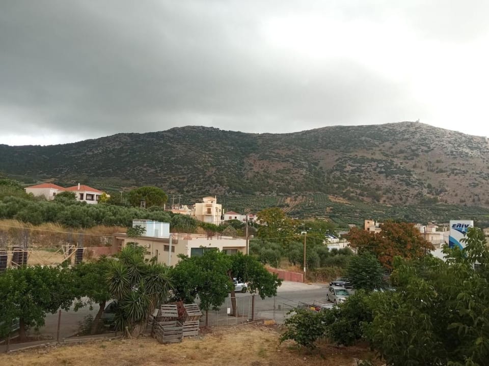 Archanes Panorama Suite Apartment in Crete Region