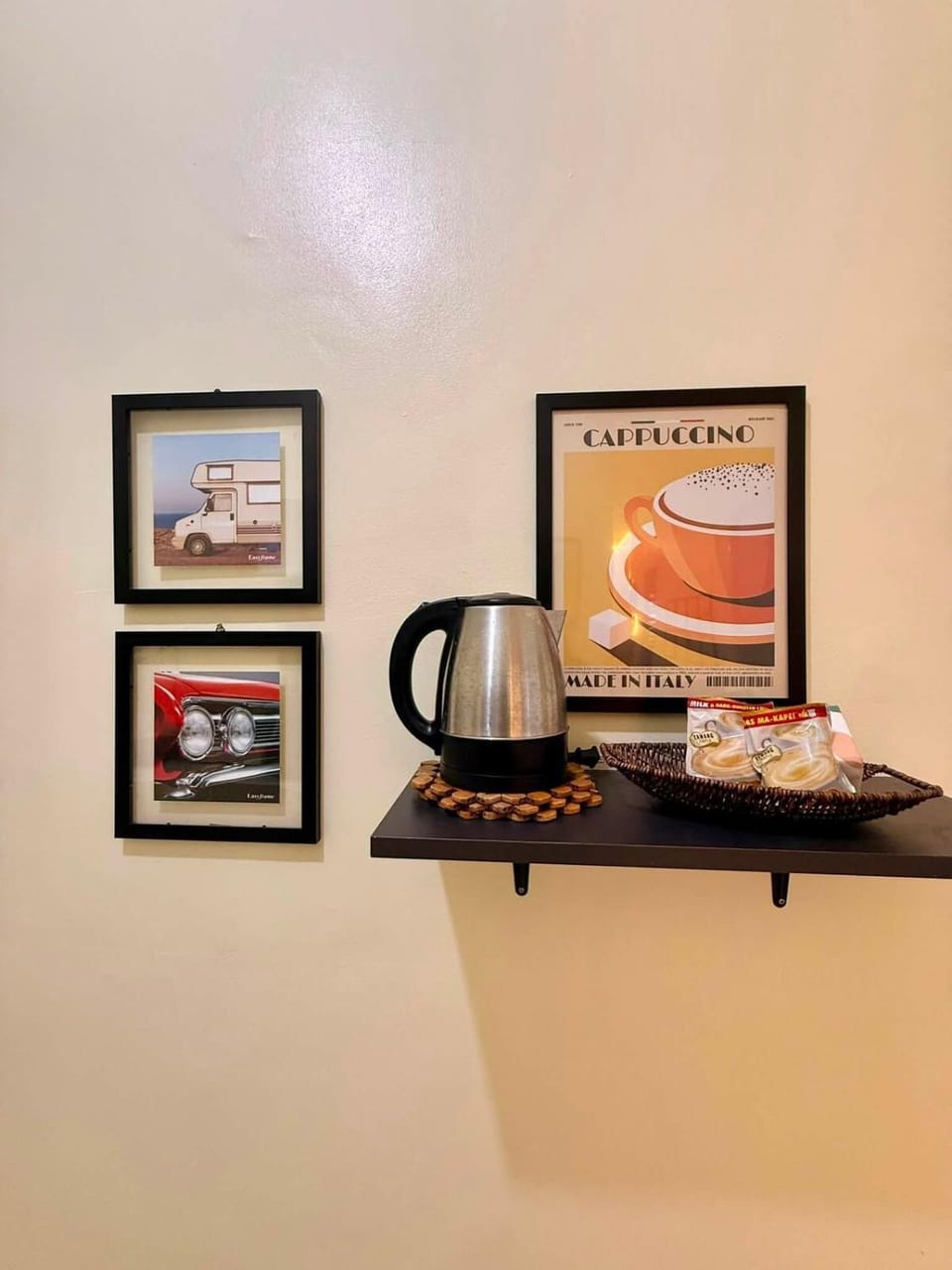 Coffee/tea facilities, Kitchen or kitchenette