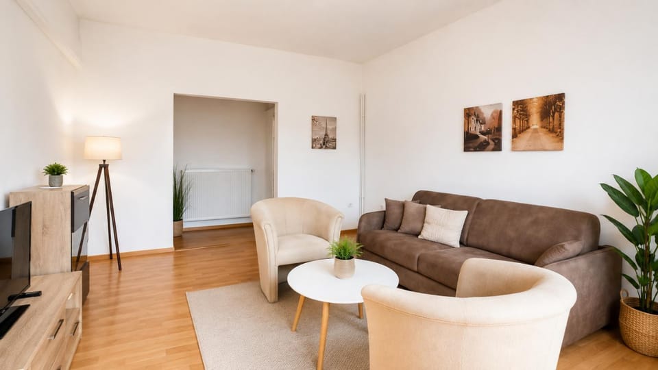 TV and multimedia, Living room, Photo of the whole room, Seating area