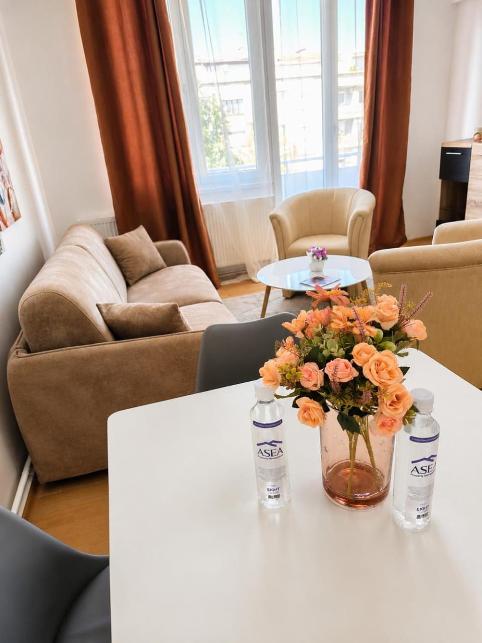 Living room, Seating area, Dining area