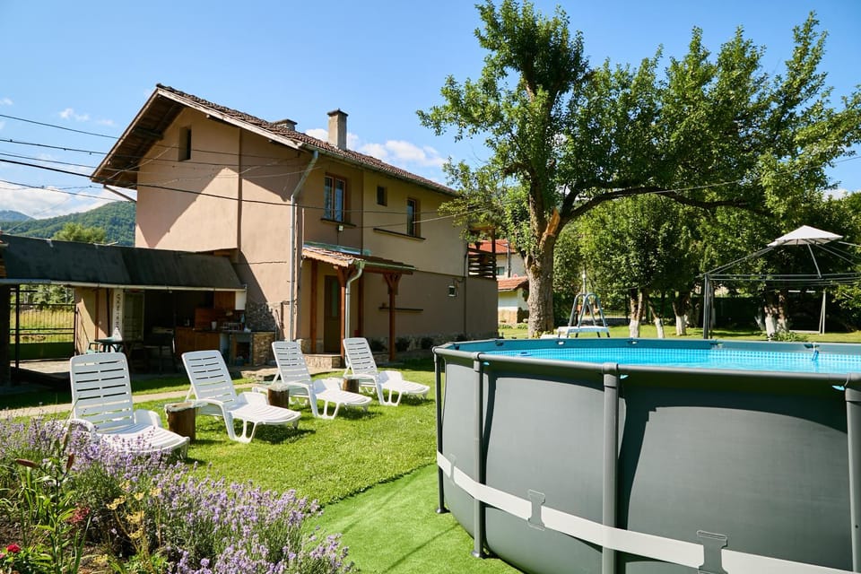 Patio, Day, Garden, Pool view, Swimming pool, sunbed
