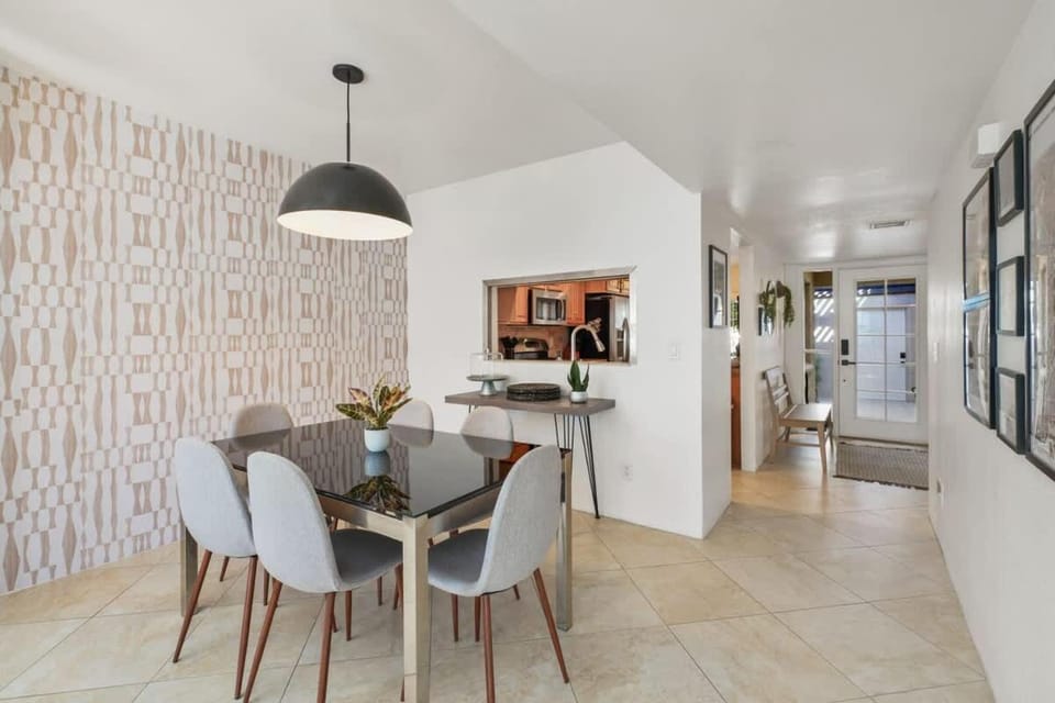 Pool & Pet Friendly-Walk to Udall Park House in Tucson